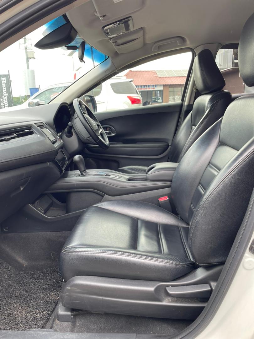 Honda Vezel Rear View